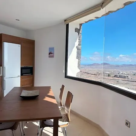 Vila With Views And Villaverde