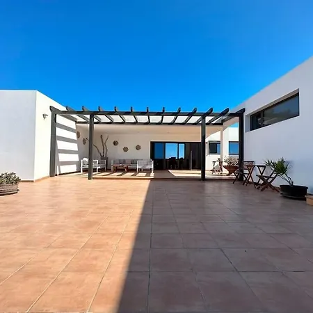 With Views And Villaverde Villaverde (Fuerteventura)