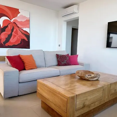 Villa With Views And Villaverde *
