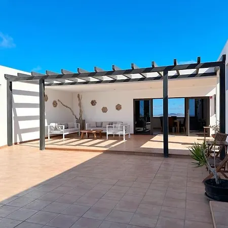 With Views And Villaverde Villaverde (Fuerteventura)